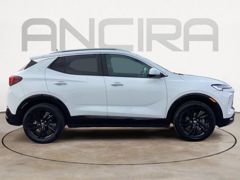 Used 2024 Buick Encore GX Sport Touring image 15