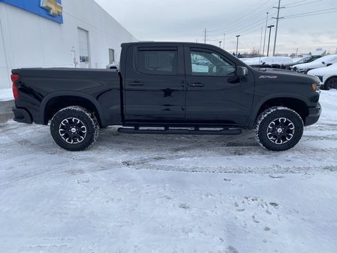 Used 2022 Chevrolet Silverado 1500 ZR2 w/ Technology Package image 8