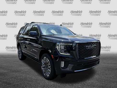 Used 2023 GMC Yukon Denali Ultimate AWD/4WD image 2