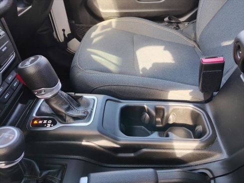 Certified 2024 Jeep Wrangler Sport image 19