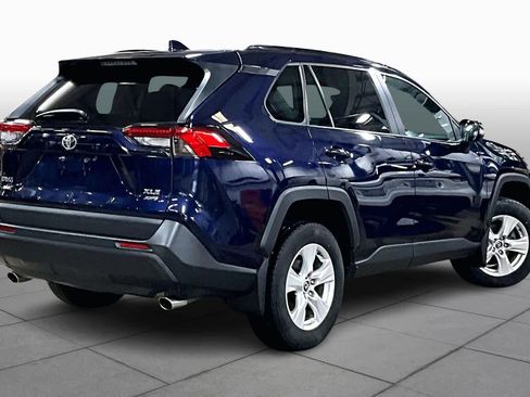 Used 2020 Toyota RAV4 XLE w/ Convenience Package image 13