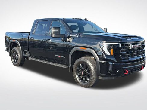 Used 2024 GMC Sierra 2500 AT4 w/ AT4 Premium Plus Package AWD/4WD image 8