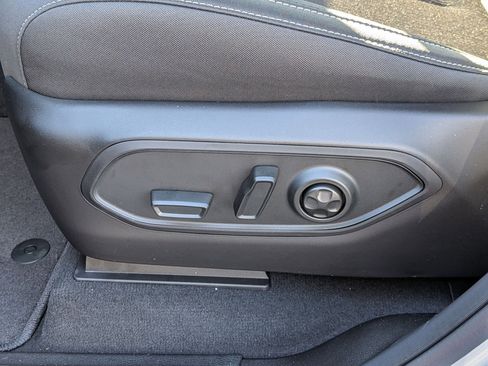 New 2025 Jeep Grand Cherokee Laredo X w/ Luxury Tech Group I image 14