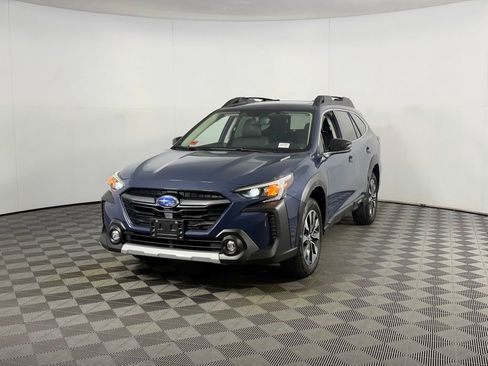 Used 2024 Subaru Outback Limited image 2