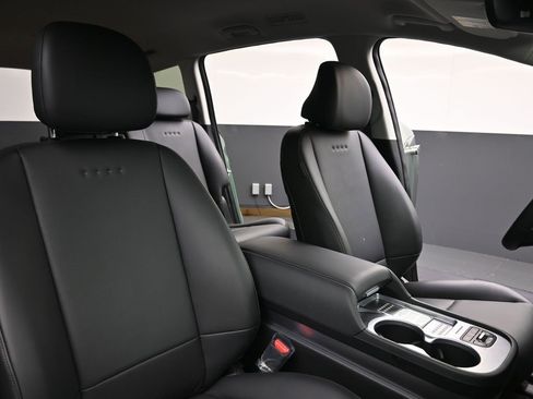 Used 2026 Hyundai Ioniq 9 SEL image 13