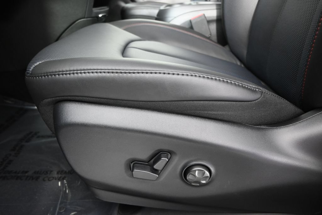 New 2027 Chrysler Pacifica Select AWD/4WD image 24