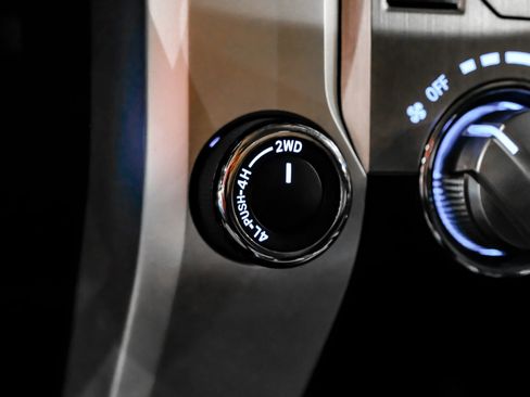 Used 2019 Toyota Tundra SR5 w/ SR5 Upgrade Package image 35