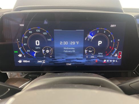 New 2026 Chevrolet Suburban Premier image 30