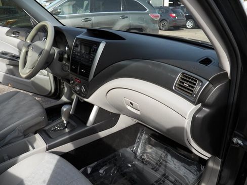 Used 2012 Subaru Forester 2.5X Premium w/ All-Weather Pkg image 14