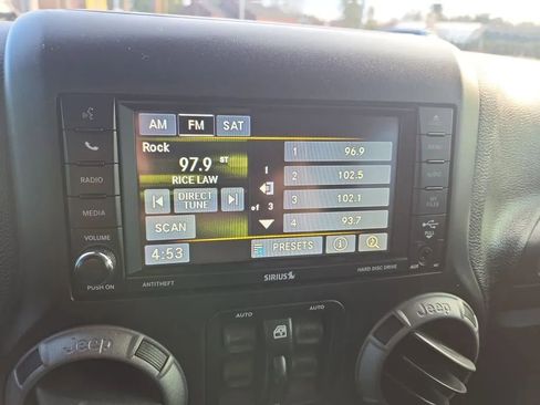 Used 2015 Jeep Wrangler Unlimited Sport w/ Quick Order Package 24S image 10