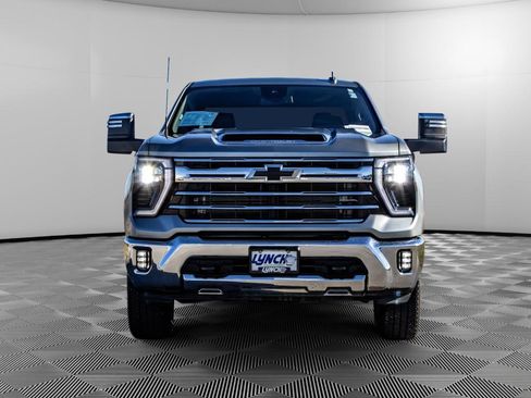 Used 2024 Chevrolet Silverado 3500 LTZ AWD/4WD image 5