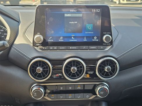 New 2025 Nissan Sentra SV image 12