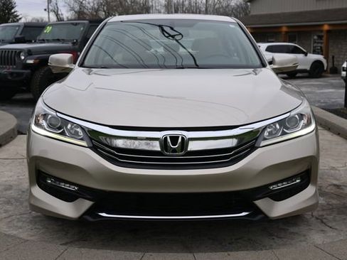 Used 2016 Honda Accord EX-L image 2