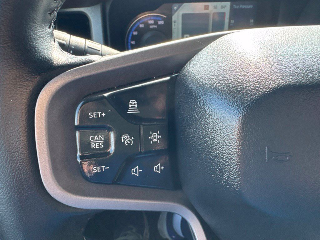 Used 2024 Ford Bronco Outer Banks AWD/4WD image 15