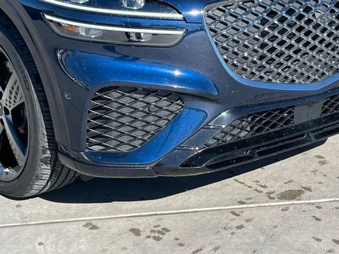 Used 2023 Genesis GV70 2.5T w/ Sport Prestige Package image 6