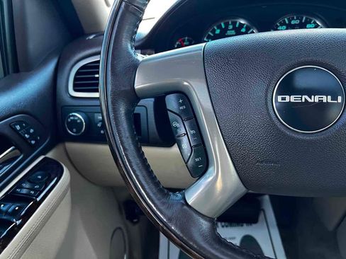 Used 2014 GMC Yukon Denali image 31