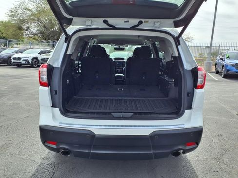 Used 2020 Subaru Ascent Premium w/ Convenience Package image 16