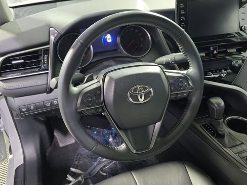 Used 2023 Toyota Camry XSE image 18
