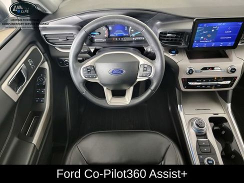 Certified 2024 Ford Explorer XLT w/ Equipment Group 202A AWD/4WD image 25