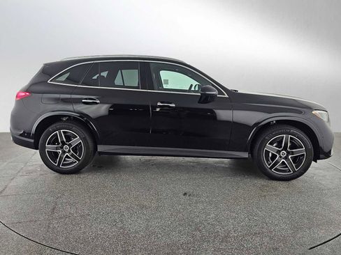 New 2026 Mercedes-Benz GLC 300 image 2