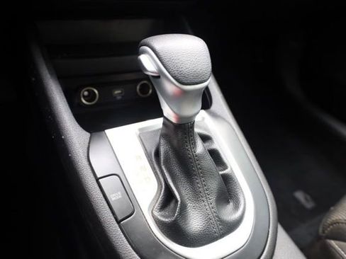 Used 2023 Kia Forte LXS FWD image 15