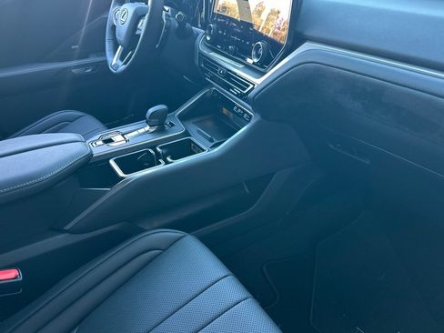 New 2026 Lexus TX 500h AWD image 14