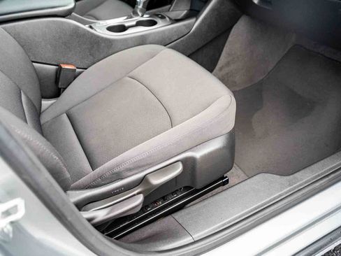 Used 2024 Chevrolet Malibu LS FWD image 29