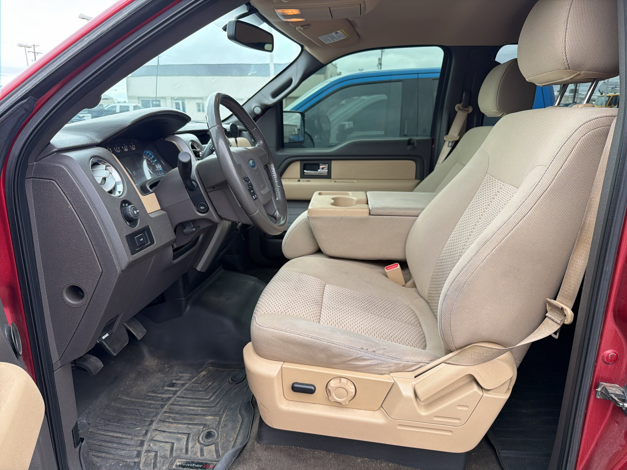 Used 2012 Ford F150 XLT w/ XLT Chrome Pkg AWD/4WD image 5