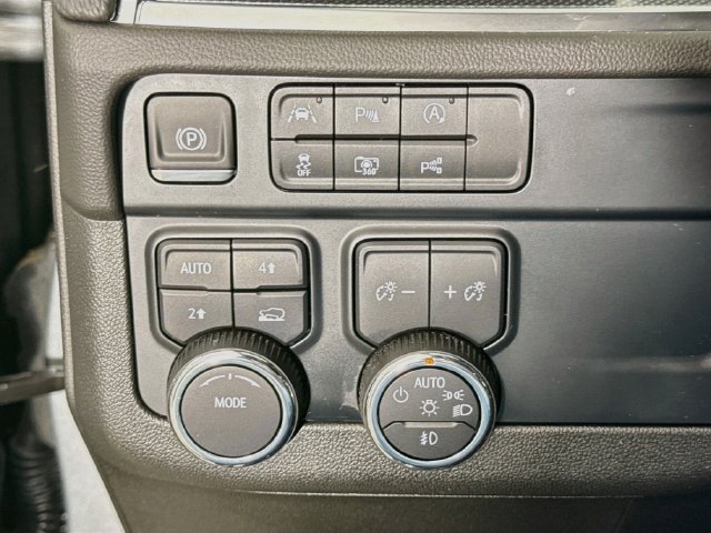 Used 2025 Chevrolet Tahoe RST w/ Comfort Package AWD/4WD image 11