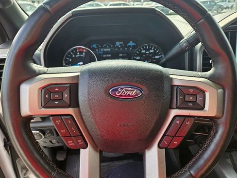 Used 2022 Ford F250 Platinum AWD/4WD image 8
