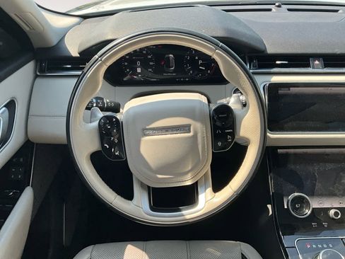 Used 2019 Land Rover Range Rover Velar R-Dynamic SE AWD/4WD image 12