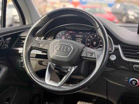 Used 2017 Audi Q7 2.0T Premium Plus w/ Premium Plus Package image 38