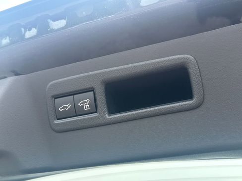 New 2026 Toyota C-HR AWD/4WD image 8