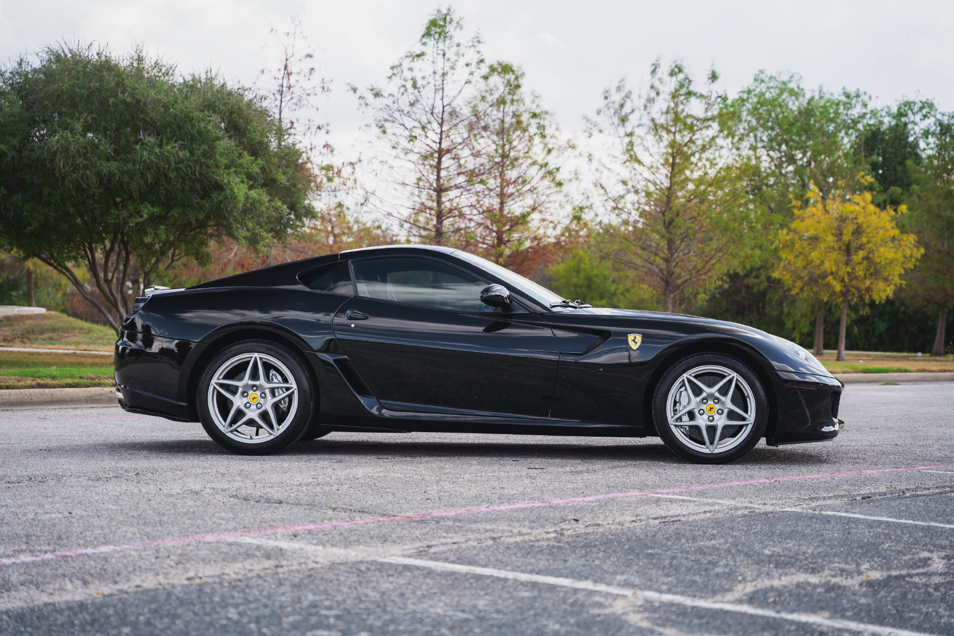 Used 2007 Ferrari 599 GTB Fiorano RWD image 13