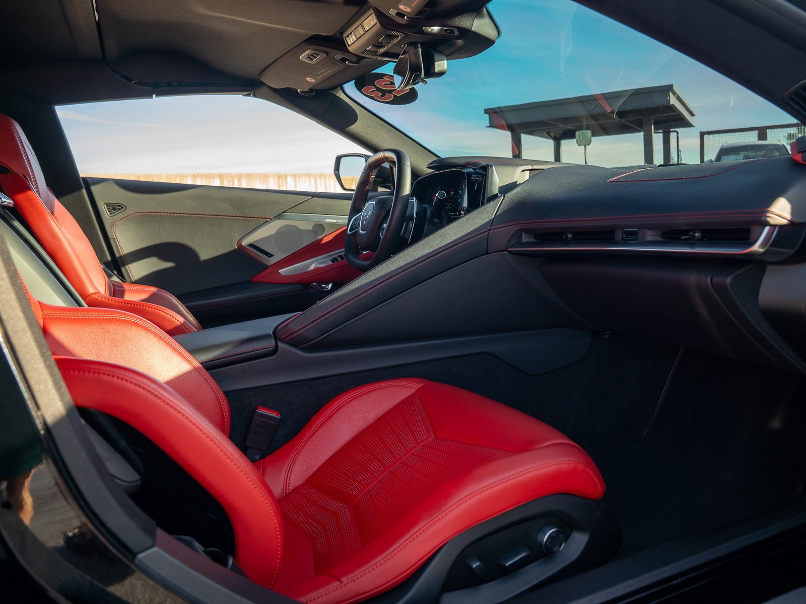 Used 2023 Chevrolet Corvette Stingray Preferred Conv w/ Z51 Performance Package RWD image 27