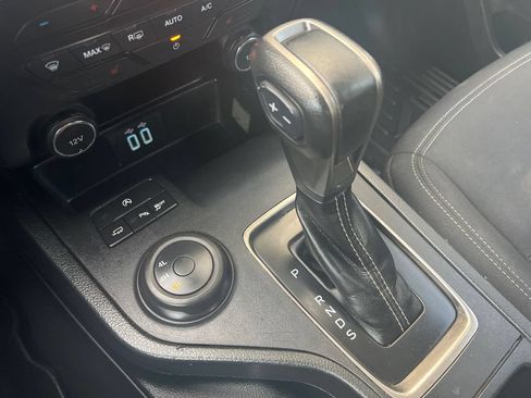 Used 2019 Ford Ranger XLT w/ Equipment Group 302A Luxury AWD/4WD image 27