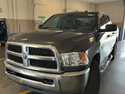 Used 2018 RAM 2500 Tradesman w/ Chrome Appearance Group RWD image 3