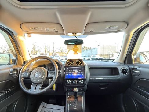 Used 2014 Jeep Patriot Latitude w/ Sun/Sound Group image 13
