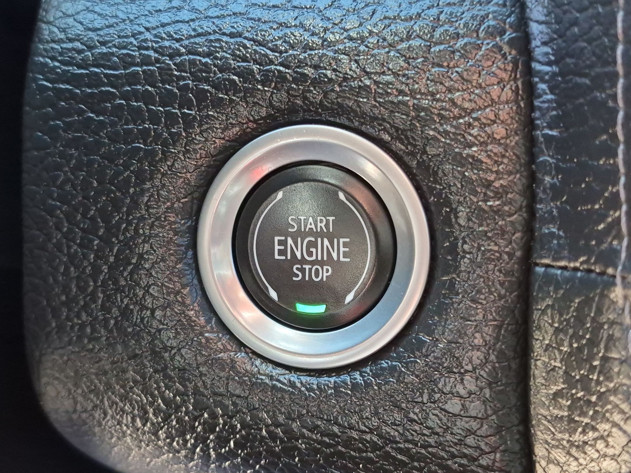 Used 2022 GMC Yukon Denali AWD/4WD image 18