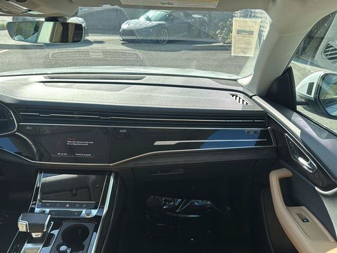 Used 2024 Audi Q8 Premium Plus AWD/4WD image 11