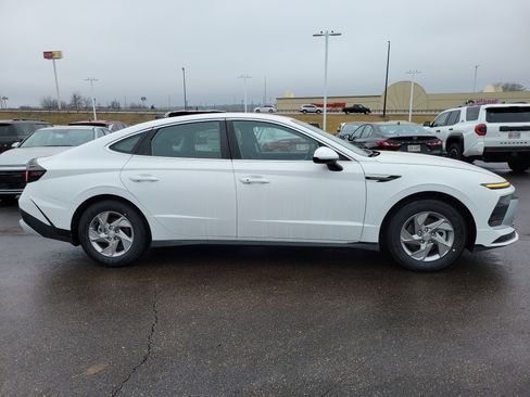 New 2026 Hyundai Sonata SE image 3