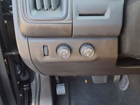 Used 2022 GMC Canyon AT4 w/ Trailering Package image 25