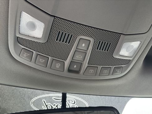Used 2017 Ford F150 Lariat w/ Equipment Group 501A Mid AWD/4WD image 21