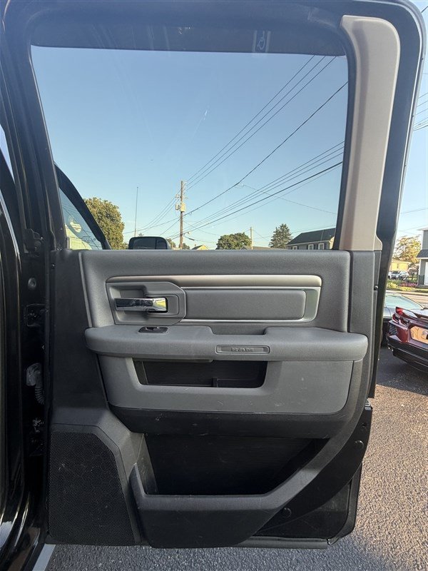 Used 2015 RAM 3500 Big Horn AWD/4WD image 22