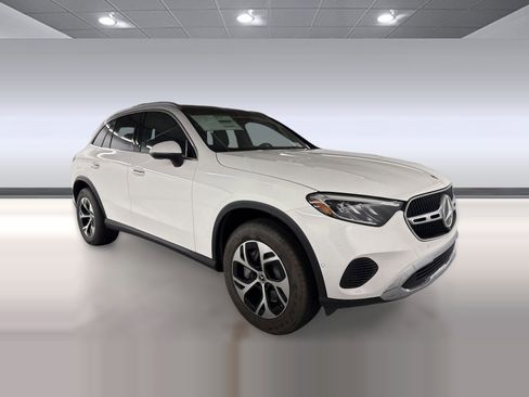 New 2026 Mercedes-Benz GLC 350e 4MATIC image 7