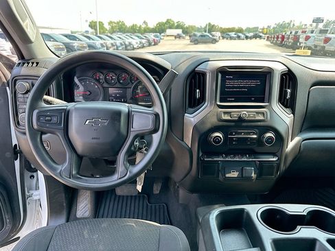Used 2020 Chevrolet Silverado 1500 Custom Trail Boss w/ Custom Convenience Package AWD/4WD image 19