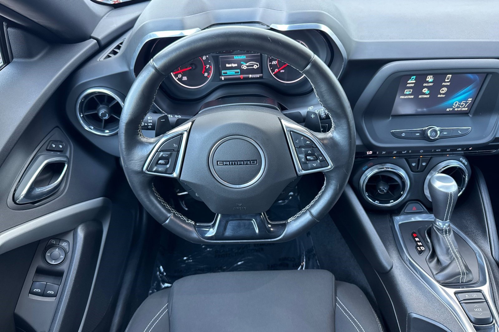 Used 2016 Chevrolet Camaro LT RWD image 29