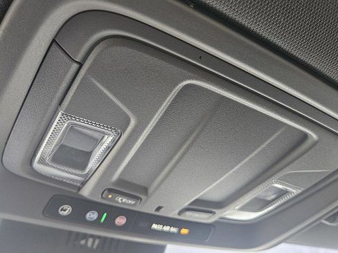 Used 2025 Chevrolet Silverado 2500 Custom w/ Custom Value Package image 15