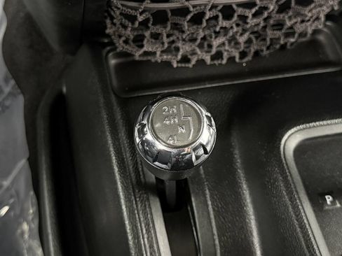 Used 2018 Jeep Wrangler Unlimited Sport AWD/4WD image 19