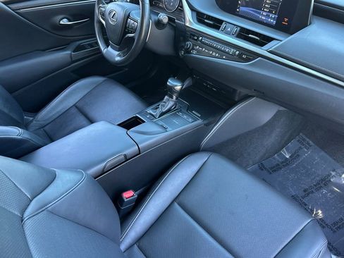 Used 2020 Lexus ES 350 w/ Accessory Package 2 image 17